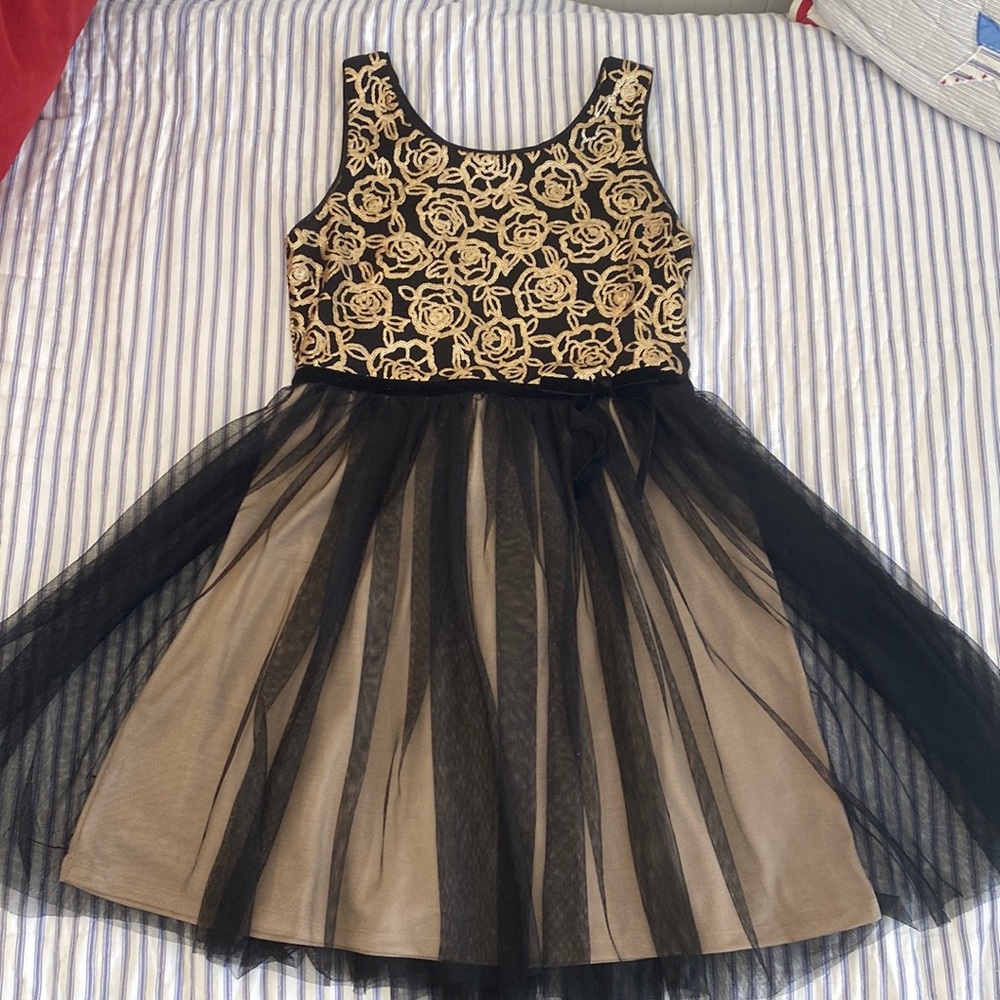 Junior’s Dress